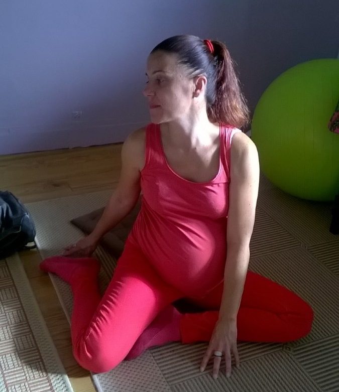 étirement femmes enceintes-shiatsu-Marie-Claire Michaud - Ussy sur Marne